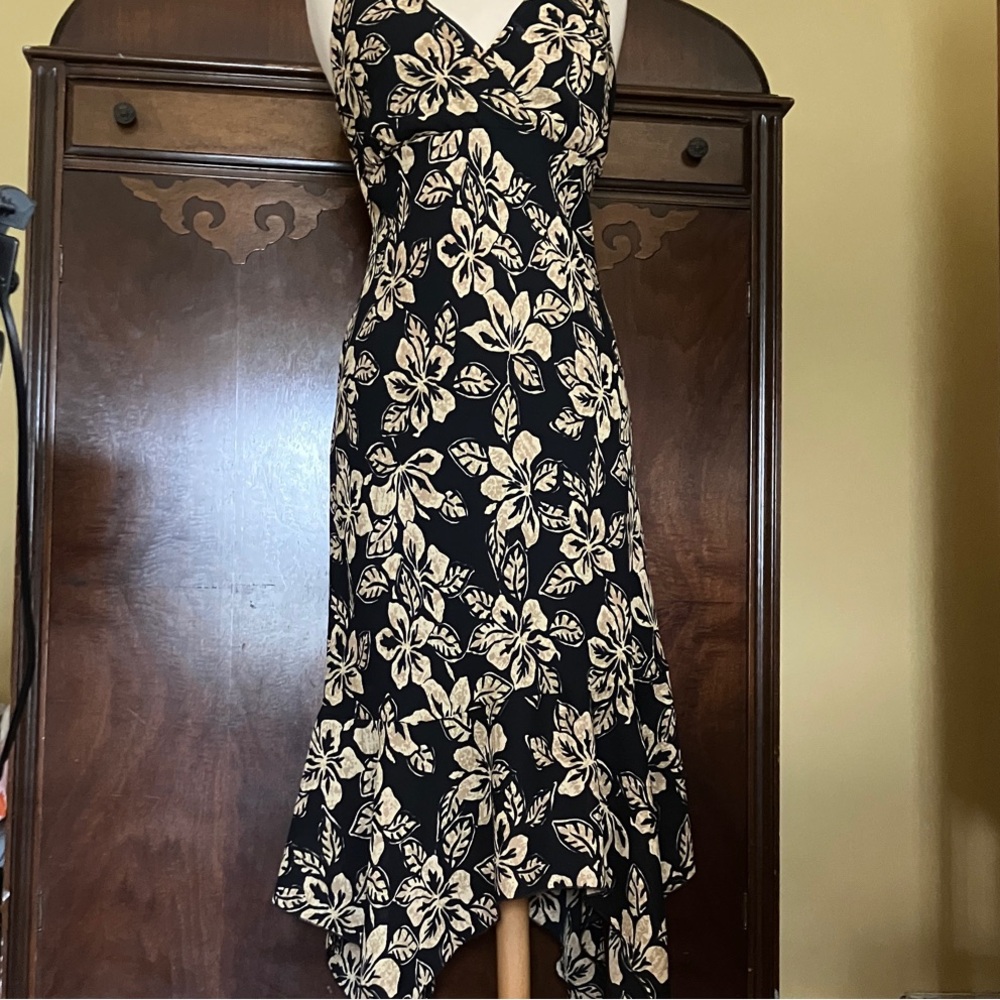Jonathan Martin Black and Cream Floral Midi Dress